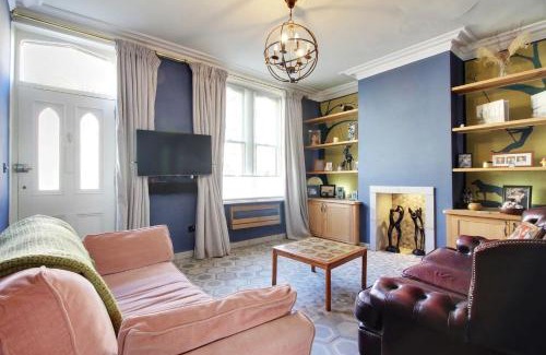 Wadsworth Casa | Prince Albert's Place