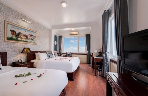 Hanoi Backpacker Quarter Hotel | Prince II Hotel