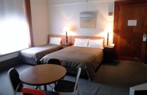 North Adelaide Hotel | Princes Lodge Motel
