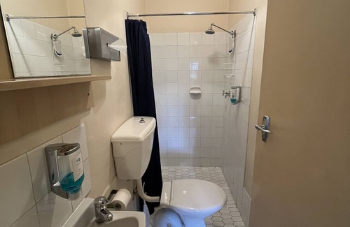 North Adelaide Hotel | Princes Lodge Motel