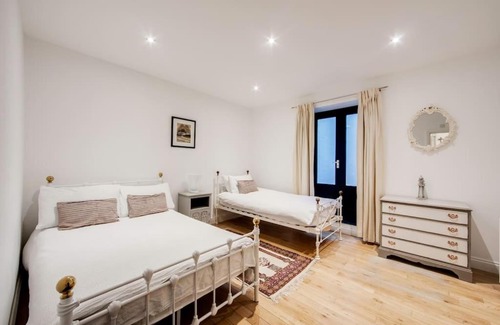 St Leonards-On-Sea Apartamento | Princes Villa - large fully Self Contained Flat, 5 minutes from the sea