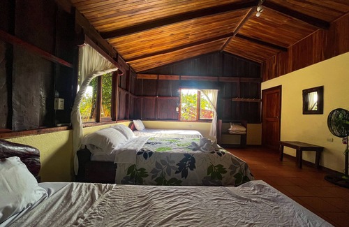 Peñas Blancas Cabina | Princesa de la Luna EcoLodge