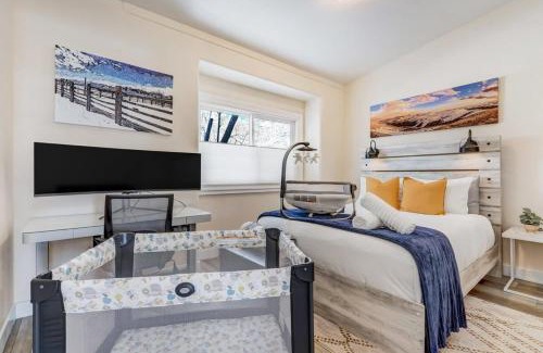 Buena Vista Casa | Princeton View - Posh Downtown King Workspace