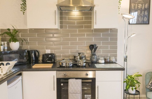Riverside Apartamento | Principality Suites (4 beds)
