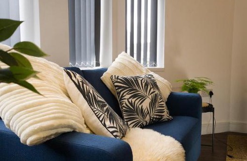 Riverside Apartamento | Principality Suites; One Bed By Property Promise