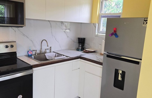 Rosendal Apartamento | Prindsens Gade Cozy 1-bedroom apartment in lovely Charlotte Amalie with AC, WiFi