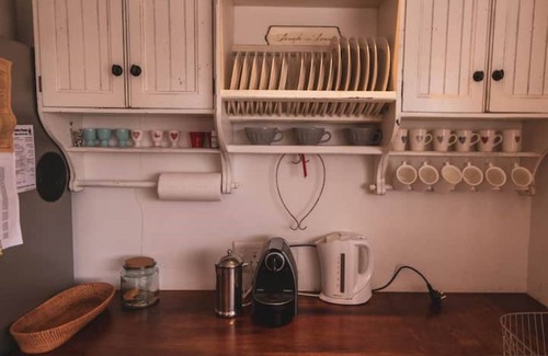Pringle Bay Casa | Pringle Beach House - 2 minute walk to the beach