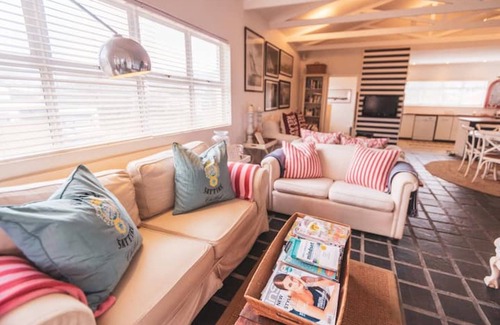 Pringle Bay Casa | Pringle Beach House - 2 minute walk to the beach