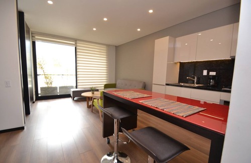 Bogota Apartamento | PRISCILA - 1 Br. Apartamento moderno con balcón