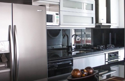 La Castellana Apartamento | Prisma Suites Chico 94 - Three-Bedroom Apartment