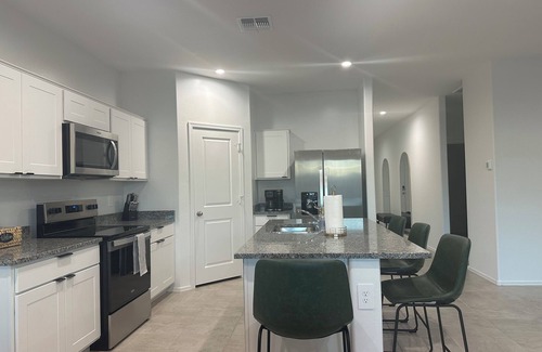 Casa Grande Casa | Pristine 3 bedroom w/office in central Casa Grande close to shopping and more!