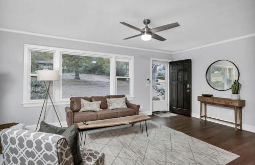 Columbia Casa | Pristine 3BR-Centrally located