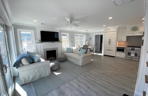 Manasquan Casa | Pristine 3BR Home Steps From Beach w Deck, Pool/Hot Tub, Grill, Outdoor Dining