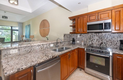 Pristine Bay Casa | Pristine Bay 1002, golf, pool and views