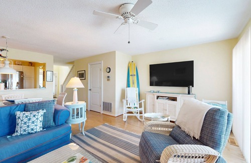 Heron Harbour Isle Casa | Pristine bay front townhome in Ocean City: Sweeping views, modern amenities