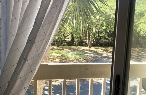 Seabrook Island Villa | TARJETA DE AMENIDAD INCLUIDA CON ALQUILER SEMANAL !! Recién amueblado 2019!