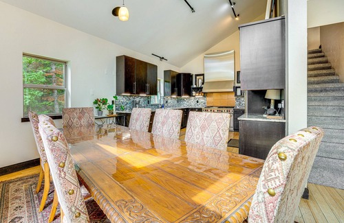 Quandary Village Chalet De Esquí | Pristine Breckenridge Home w/ Hot Tub & Mtn Views!