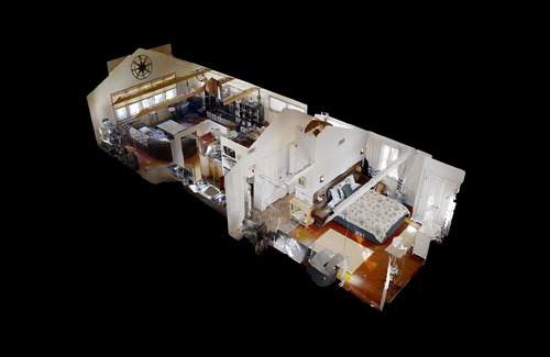 Milford Cabaña | Pristine Charming beach cottage walk to beach with sunset views