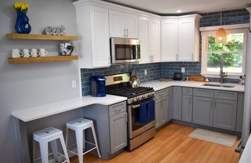 East Dennis Casa | Pristine condition! Three bedroom sleeping 8 with contemporary beach decor!