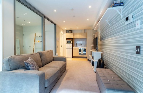 Newton Apartamento | Pristine inner-city nest with carpark