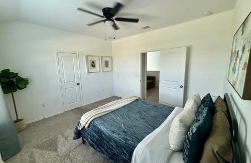 Stony Ridge North Apartamento | Pristine Location- COTA, TESLA, Airport
