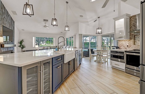 Lely Golf Estates Casa | Pristine Luxury Heated Pool Home on the Golf Course