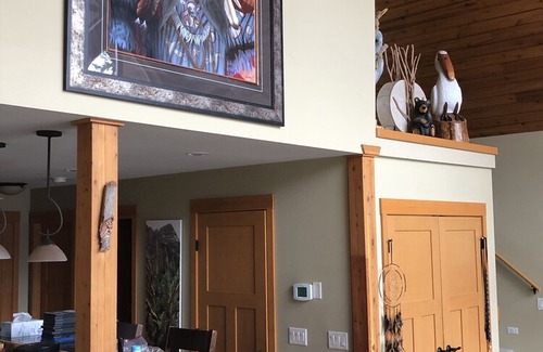 Silverton Casa | Pristine Slocan Lakeview/Lakefront Chalet!!!! Great Family Get Away!!!!!