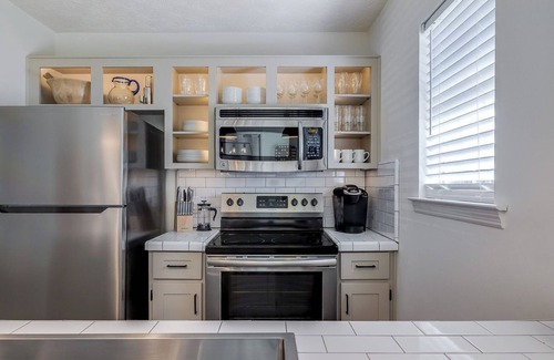 Whitemarsh Island Casa | Pristine waterfront 3 bed/2 bath home. Great location between Savannah & Tybee!