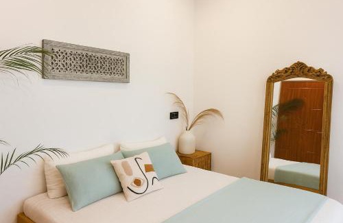 Tapovan Apartamento | Prithvi Hotel Rishikesh - Aesthetic Quite Rooms With Smart TV, AC, WiFi and free airport pickup for 7 plus night stays in Upper Tapovan