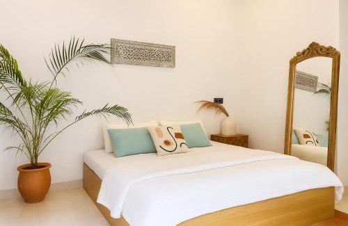 Tapovan Apartamento | Prithvi Hotel Rishikesh - Aesthetic Quite Rooms With Smart TV, AC, WiFi and free airport pickup for 7 plus night stays in Upper Tapovan