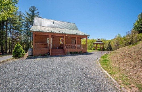 West Jefferson Cabina | Recién listado - Cabaña cerca de New River, Blue Ridge Parkway y West Jefferson