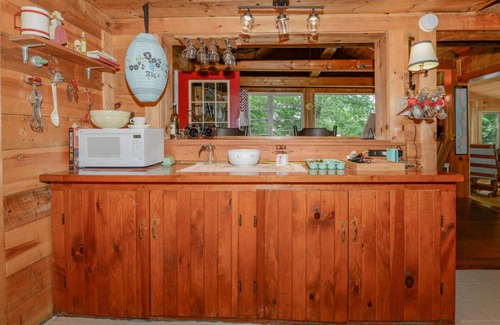 Casco Casa | Privacy and Tranquility - Lakefront Getaway