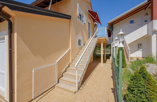 Katoro Apartamento | Privacy in the centre of events