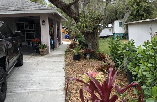 Englewood Apartamento | Privacy just minutes from Englewood Beach