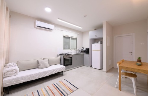Shadmot Dvora Condominio | Privacy with the view of the Tavor moun' 20 minutes from the sea of Galilee.