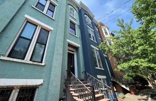 Albany Apartamento | ★PRIVATE 1 BDRM Newly Renovated Apt W/D Patio★