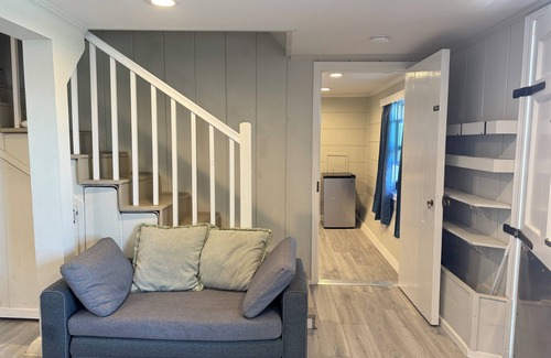 San Bruno Apartamento | Private 1BR/1BA/1 Office room near SF and SFO-W/D-Pet Friendly