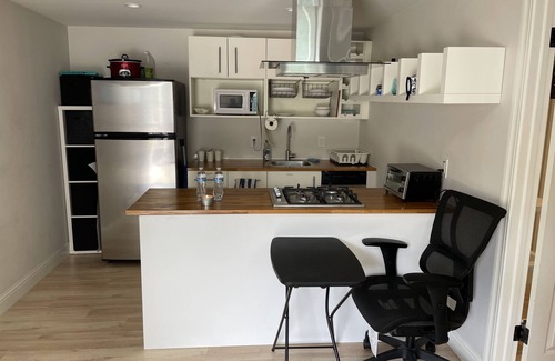Willow Glen Cabaña | Private 1BR/1BA Cottage in Willow Glen, San Jose