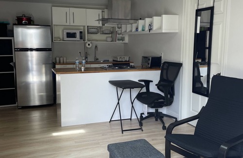 Willow Glen Cabaña | Private 1BR/1BA Cottage in Willow Glen, San Jose