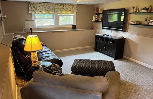 Williston North Apartamento | Private 1st floor of house in quiet neighborhood