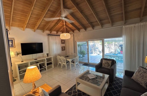 Paradise Island Villa | Private 2 Bed Villa Paradise Island, Near Atlantis!