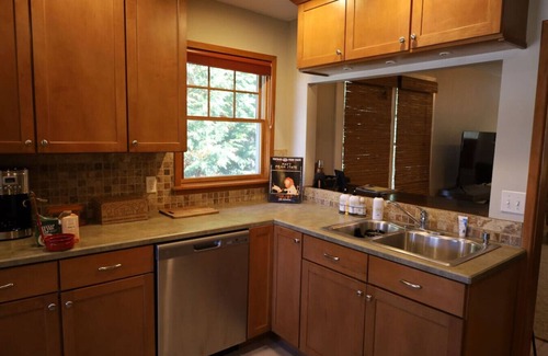 State College Casa | Private 2 Bedr in Heart of SC
