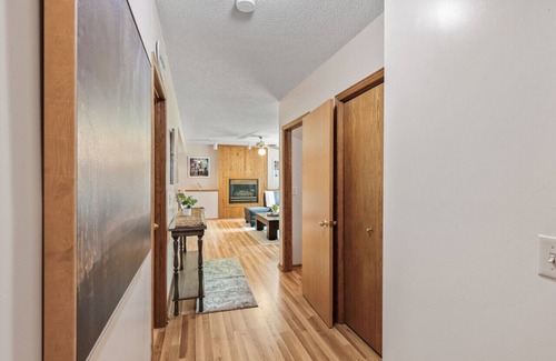 Burnsville Casa | Private 2-Bedroom Space in Gorgeous Burnsville Home