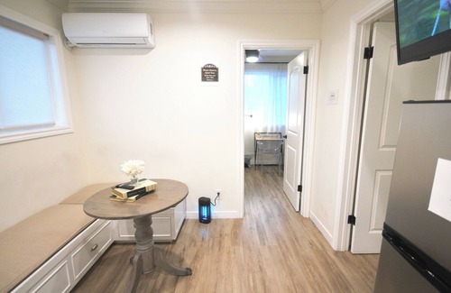 El Monte Casa | Private 2B1B Guest House in SGV Close to Los Angeles Attractions