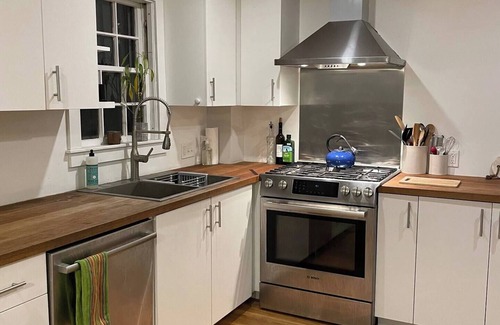 Elmhurst Casa | Private 2BR Apartment in House with Backyard