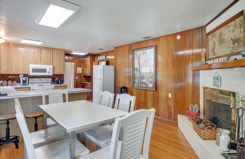 Bunnell Casa | Private 3-Acre Retreat w/ Game Room in Bunnell!