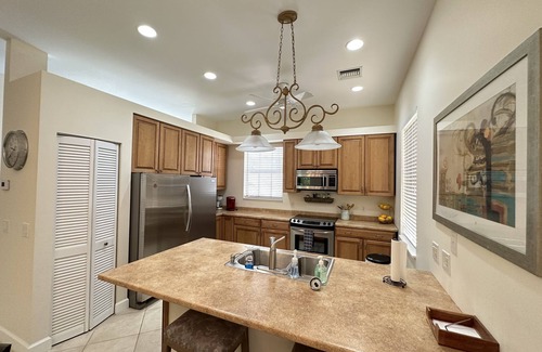 Stuart Casa | Alquiler privado de temporada de 3 dormitorios y 2 baños en Tropical Oasis en Stuart FL