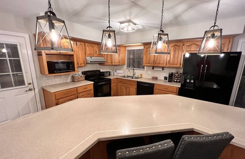 Florida Panhandle Casa | Private 3 Bed, 2 Bath Home on 1 Acre with a Fireplace