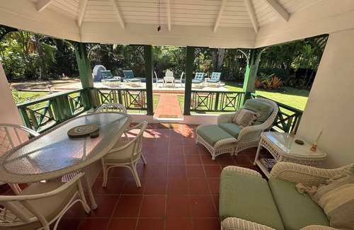 Gibbs Bay Villa | Private 3 Bed Villa Barbados, 4 mins walk to beach
