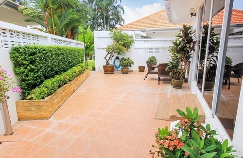 Hin Lek Fai Villa | Private 3 bedroom Pool Villa NG23